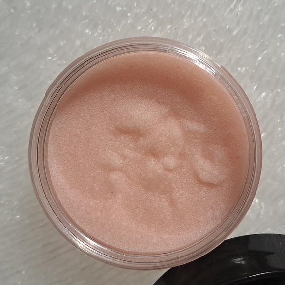 Emulsified Sugar Scrub - Picture 2 of 3